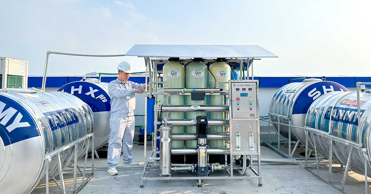 Hệ thống lọc nước RO công nghiệp 1000l/h do Việt Phát thi công