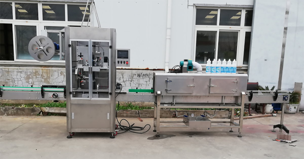 Dây chuyền dán nhãn co màng tự động lắp đặt cho khách