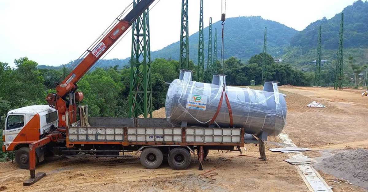 Vận chuyển module xử lý nước thải composite 10m3/ngày đêm đến công trình