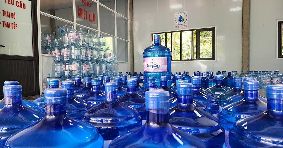 Cơ sở sản xuất nước uống đóng bình đóng chai