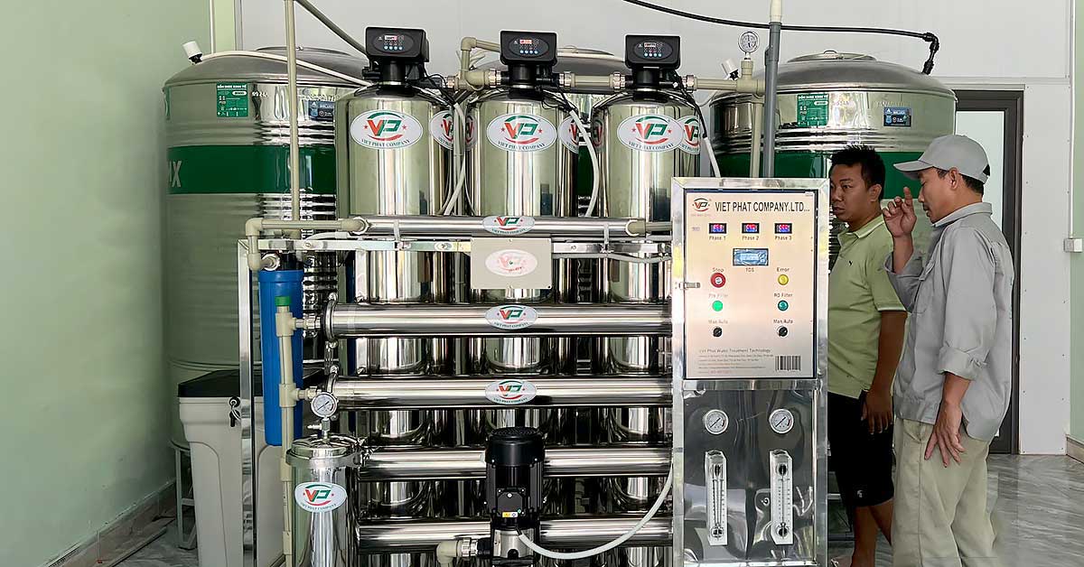 Xử Lý Nước Việt Phát chuyên thi công lắp đặt hệ thống xử lý nước uy tín, chất lượng
