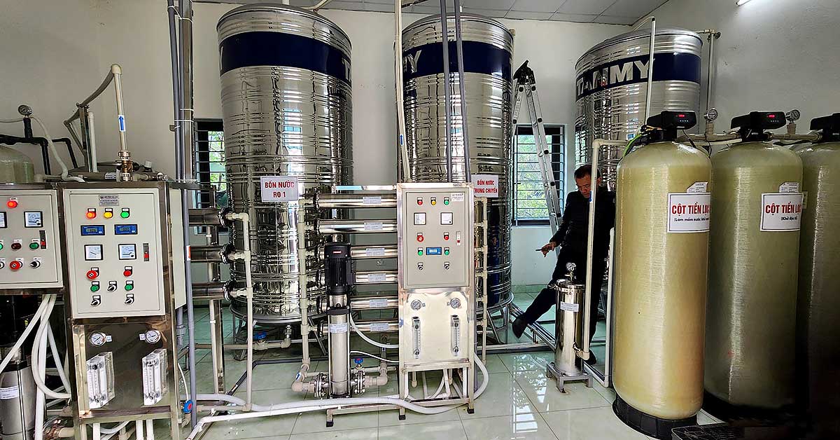 Hệ thống lọc nước RO tinh khiết do Việt Phát lắp đặt cho công ty sản xuất linh kiện điện tử