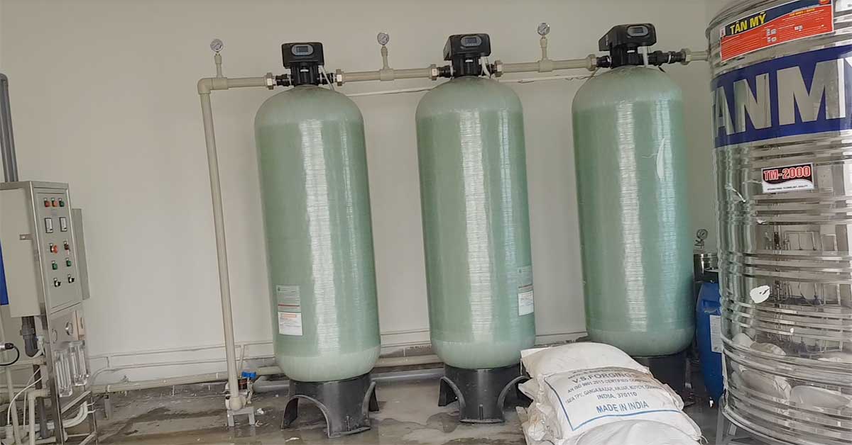 Hệ thống cột lọc áp lực đa tầng