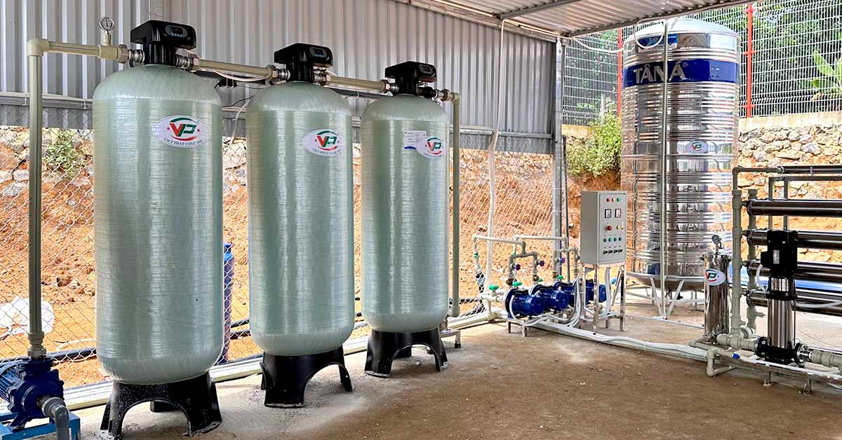 Hệ thống lọc áp lực đa tầng tiền xử lý trước khi lọc RO