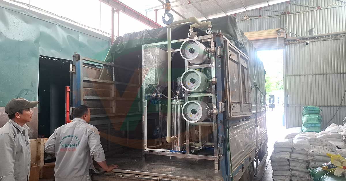 Vận chuyển hệ thống lọc nước RO công nghiệp đến công trình tại Thái Nguyên