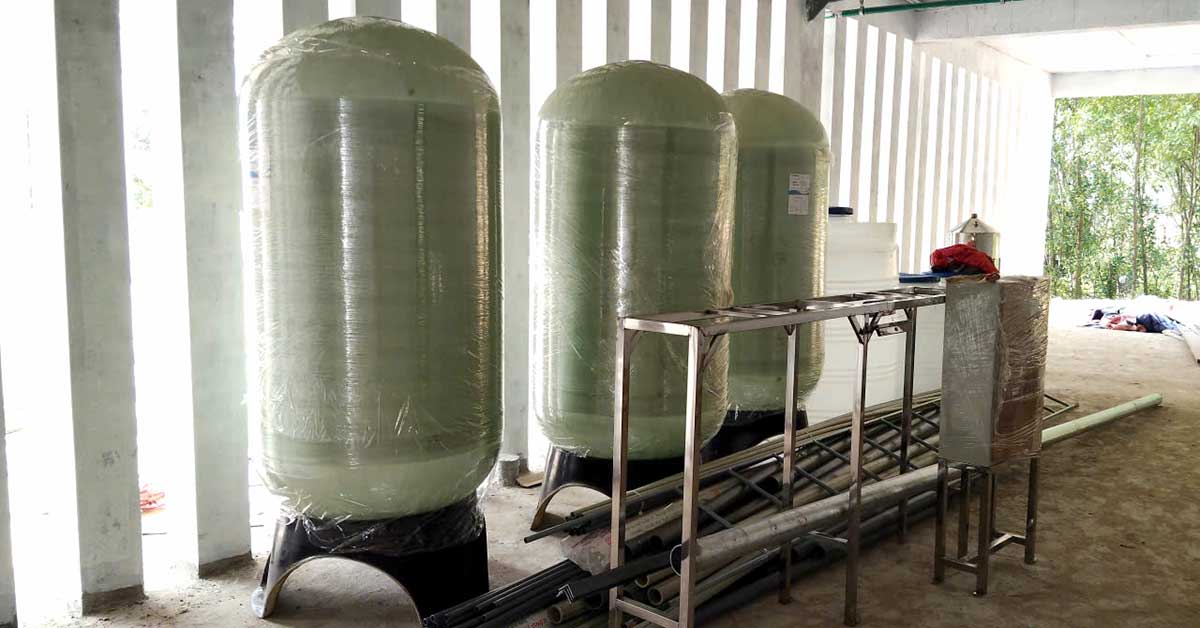 Hệ thống cột lọc áp lực đa tầng