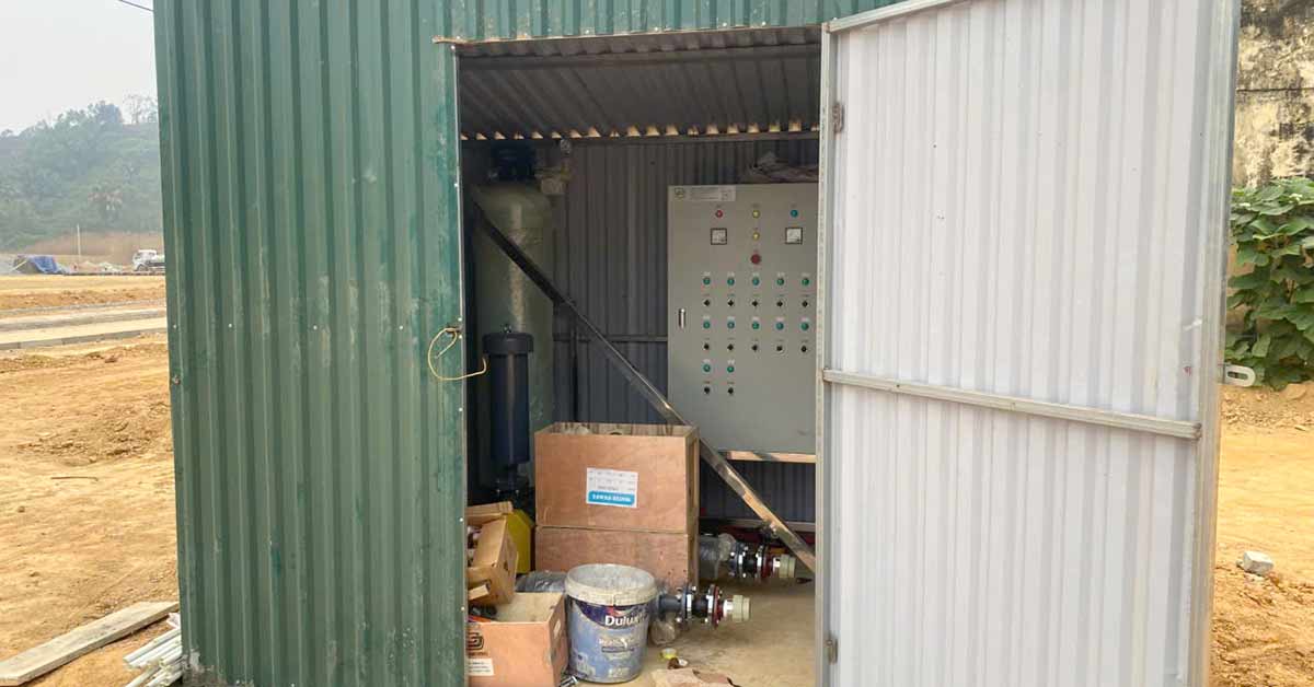 Hoàn thiện lắp đặt hệ thống tủ điện, máy thổi khí