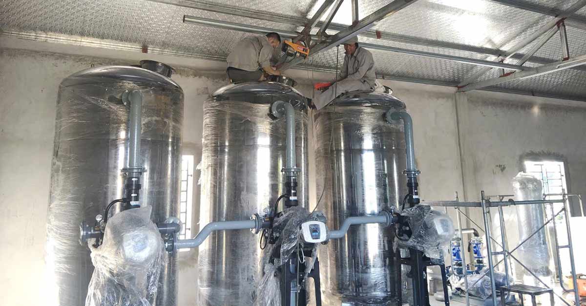 Lắp đặt cụm lọc áp lực đa tầng
