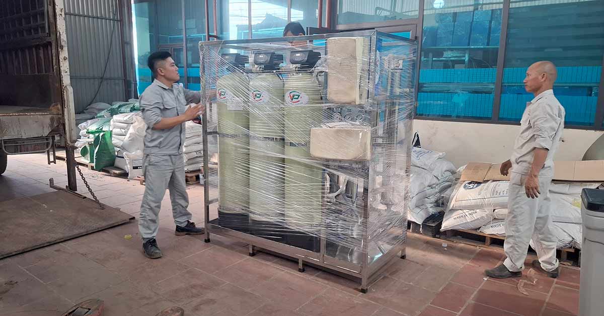 Hệ thống được bọc màng cẩn thận trước khi vận chuyển