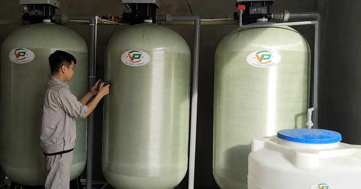 Hệ thống cột lọc áp lực đa tầng