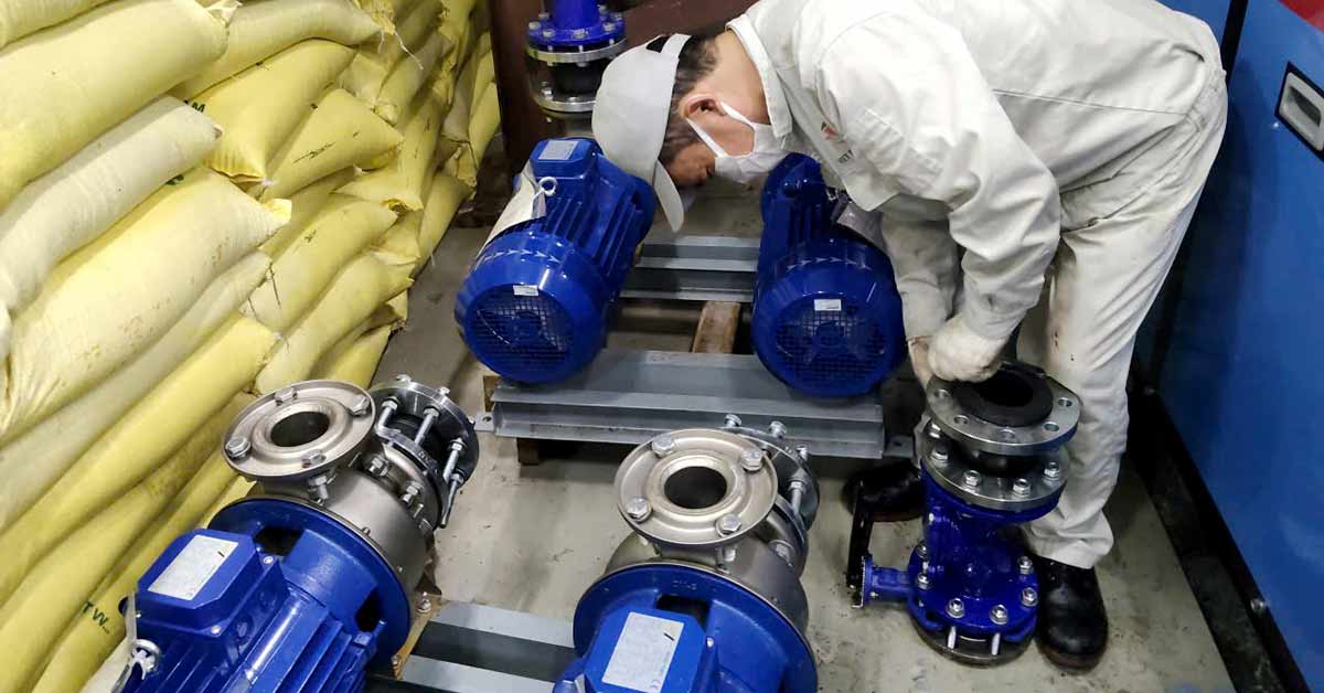 Lắp đặt hệ thống bơm cấp và bơm rửa lọc
