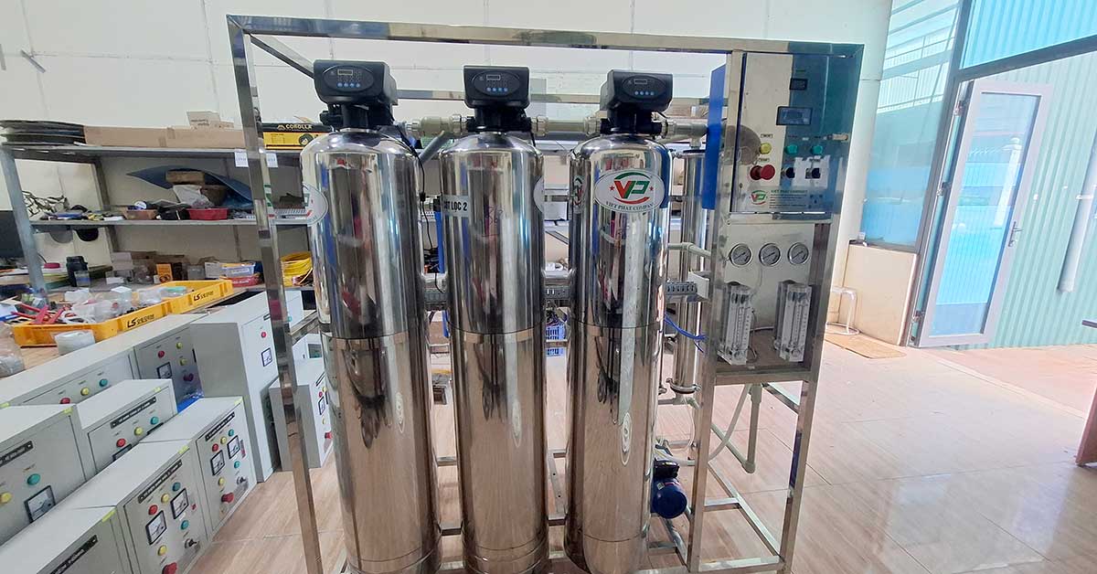 Hệ thống cột lọc áp lực đa tầng inox