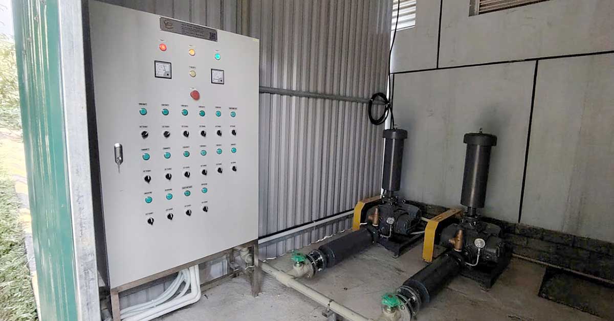 Tủ điện điều khiển trung tâm, máy thổi khí